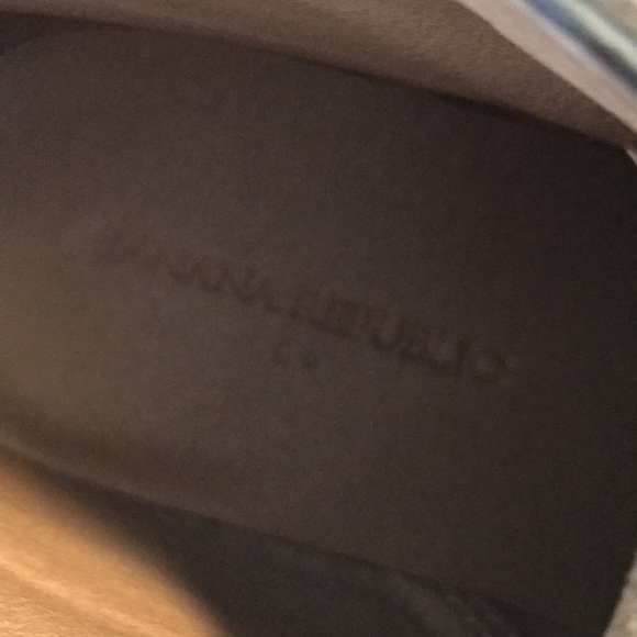 Banana Republic boots main image 9